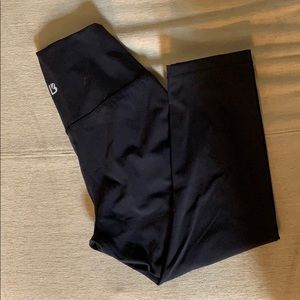 NEW Buff Bunny Crop Leggings
